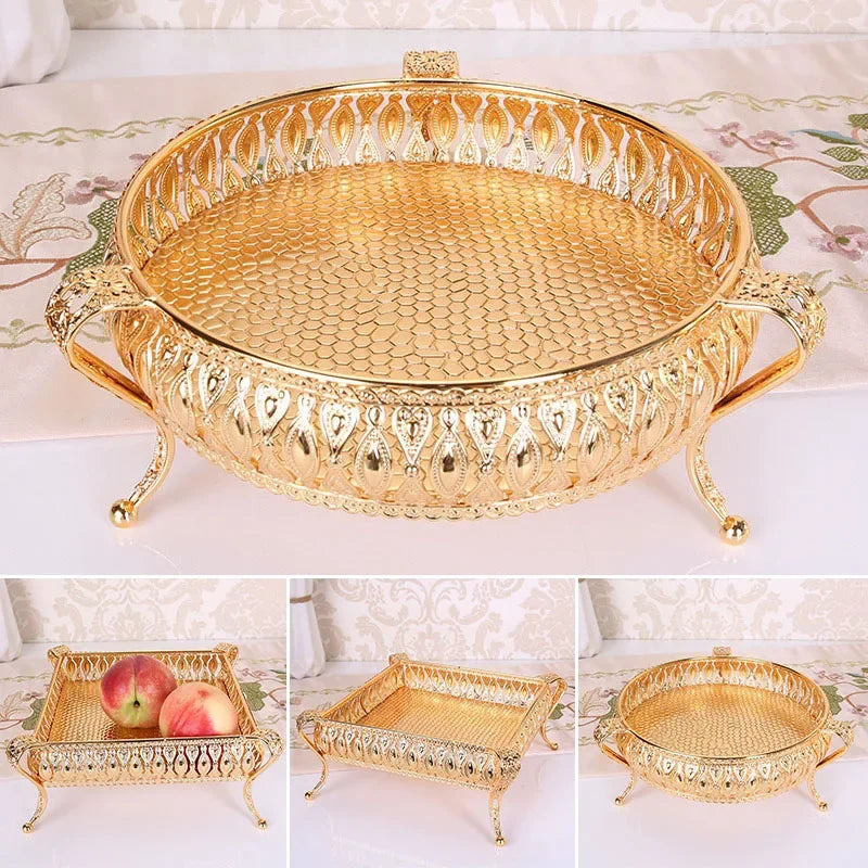 Bandeja Vintage Dourada – Elegância e Versatilidade para Sua Mesa